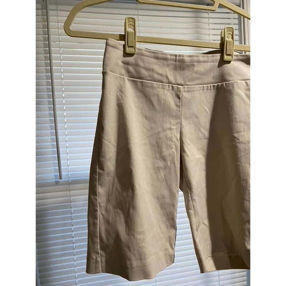 J. McLaughlins Short Size 2 - Picture 3 of 5